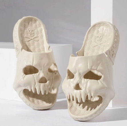 Chaussons d'Halloween personnalisés avec motif tête de mort